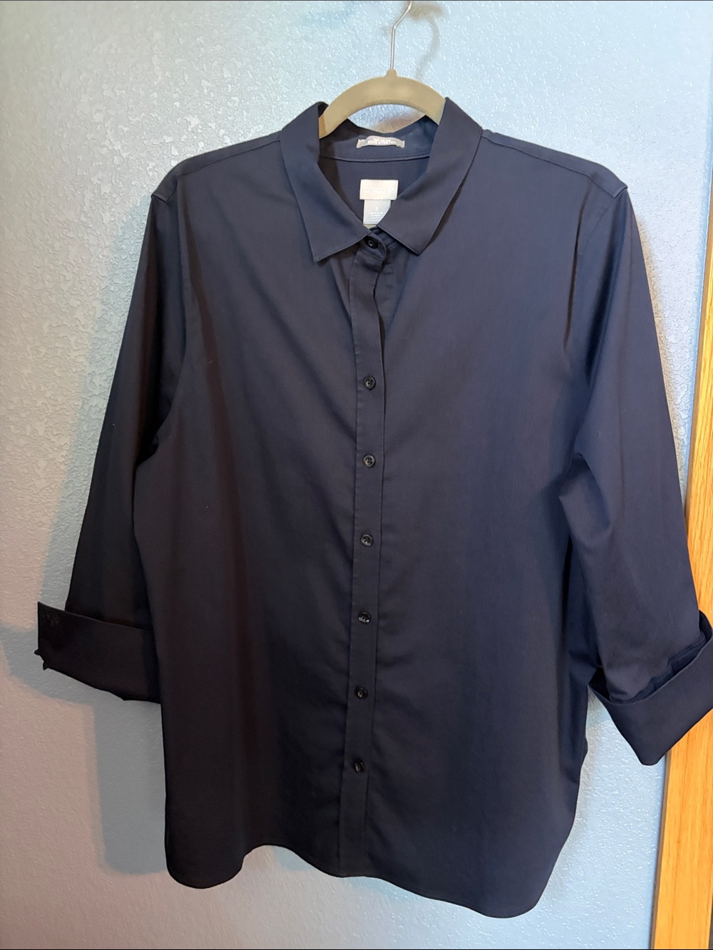 Chico's no iron chic stretch 3/4 sleeve Dark Navy Button-Front Dress Shirt sz 3